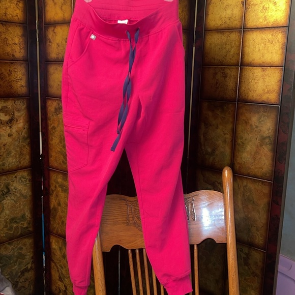 Figs set - Picture 3 of 4